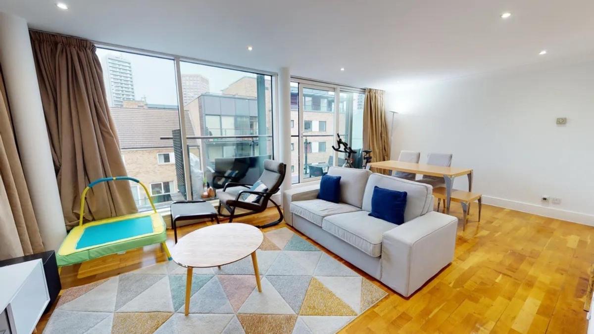 Londwell, Canary Wharf Loft With Panoramic Balcony * Londra